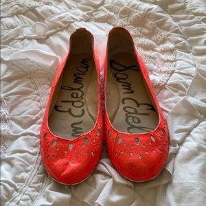 Bright coral flats
